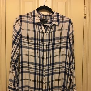 Banana Republic Factory plaid button down shirt.